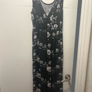 Floral Black and White Sleeveless Dress